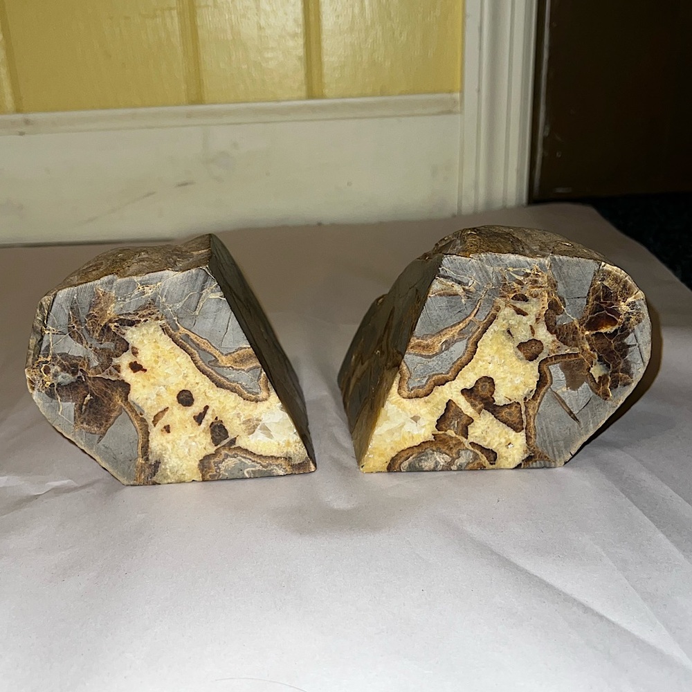 Vintage Set Large Septarian Stone Natural Bookend Decor Dragons Egg RARE FIND - Picture 6 of 14